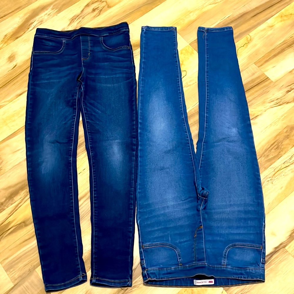 Levi’s pull on jeggings